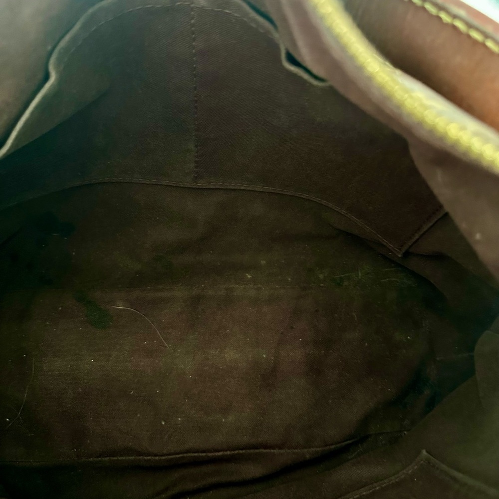Louis Vuitton Berri MM Bag - Picture 12 of 12